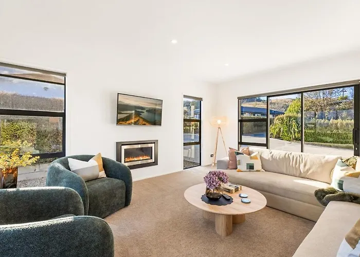 Modern With Mountain Views Ferienhaus *